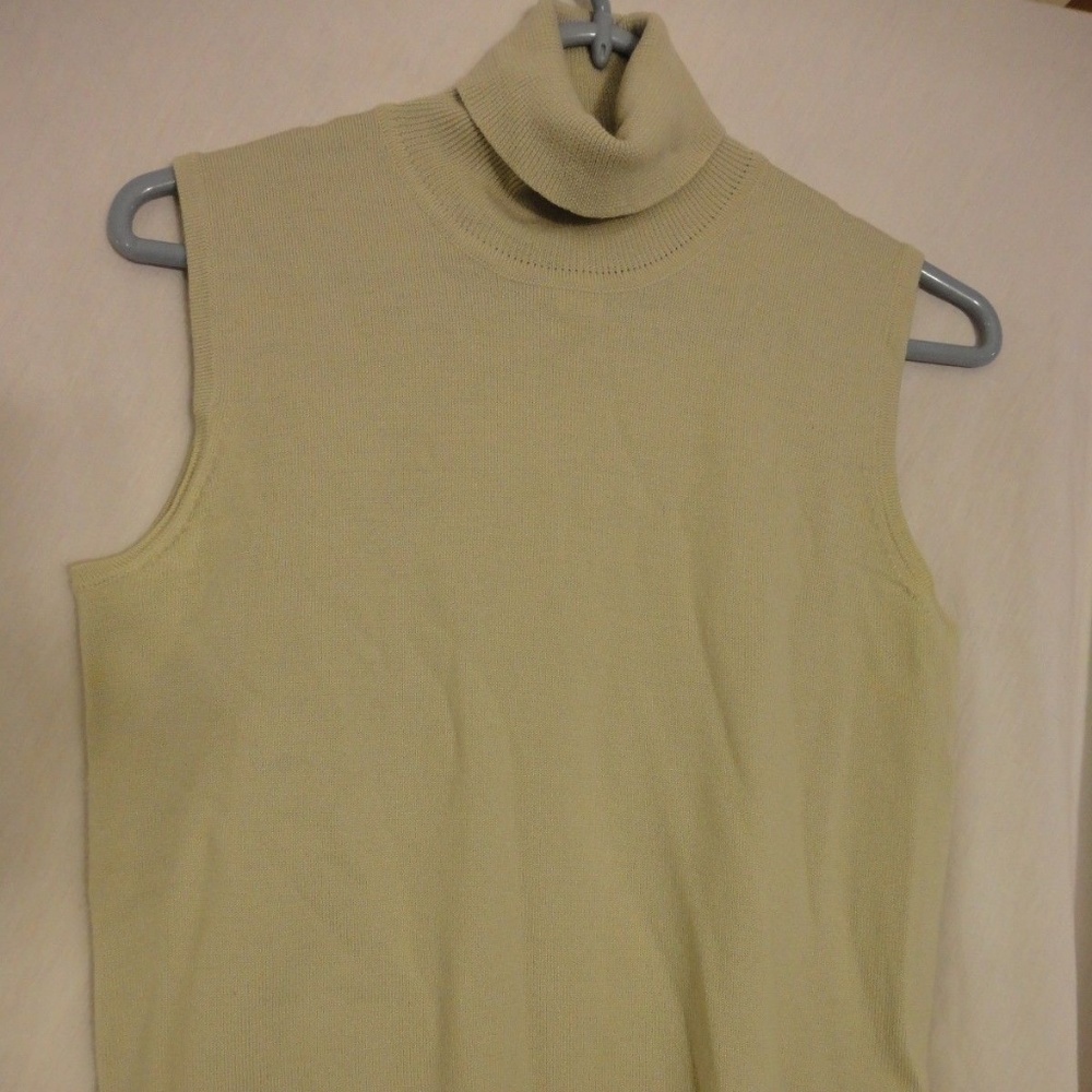 Jones New York Merino wool beige knit top